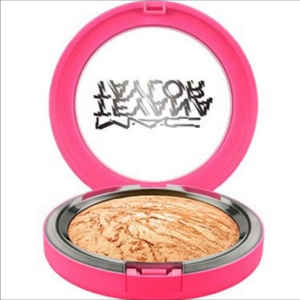 MAC Teyana Taylor Limited Ed Mineral Skin Finish